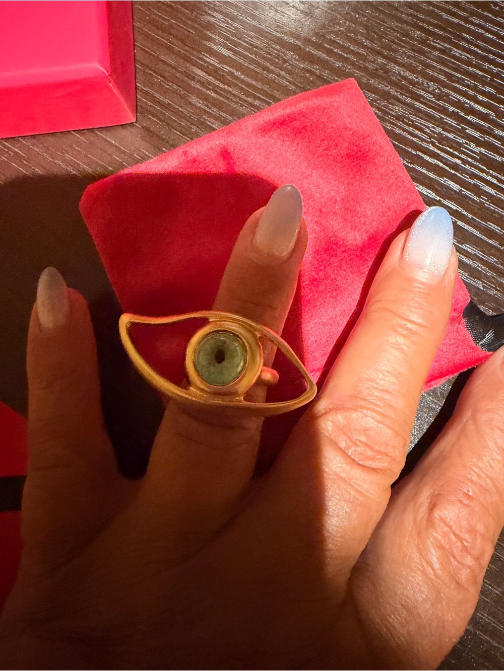 Schiaparelli Gold Eye Statement Ring with Green Iris SZ adjustable - Picture 11 of 11